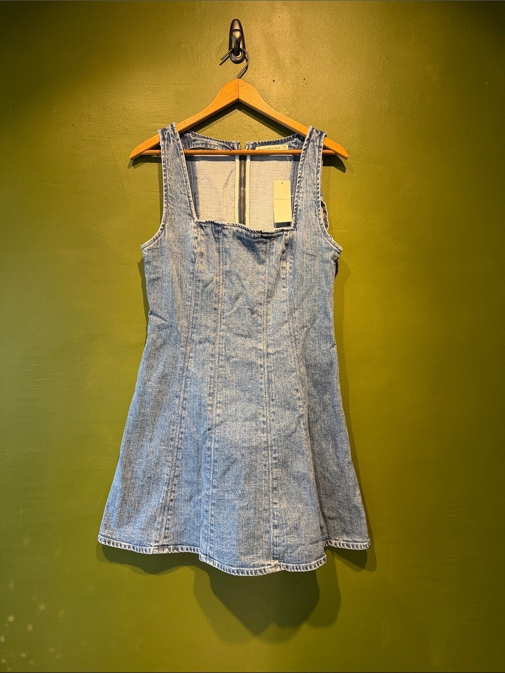 Abercrombie and Fitch Mila Light Wash Denim Dress - Picture 1 of 6